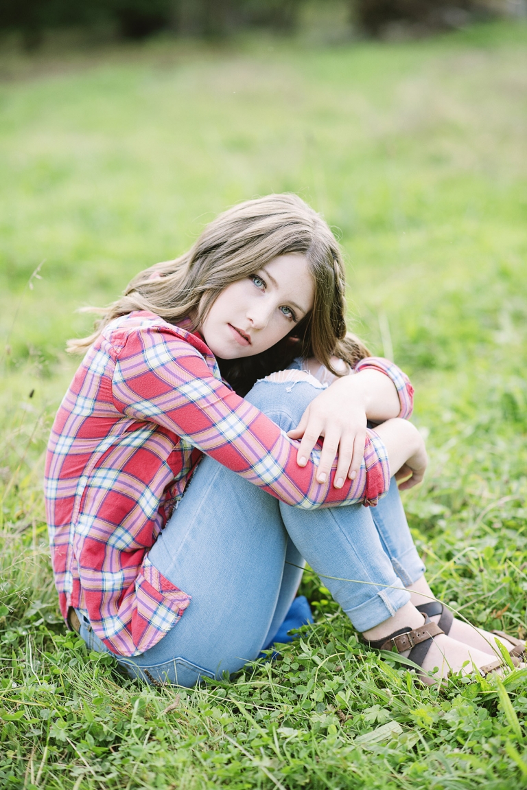 Tween Pictures on a Farm
